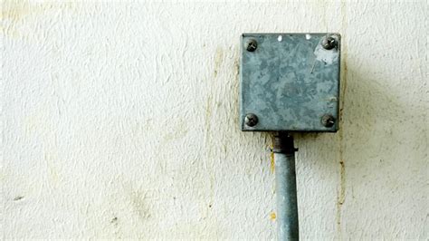 what happens if water gets into an electrical box|water leaking into electrical box.